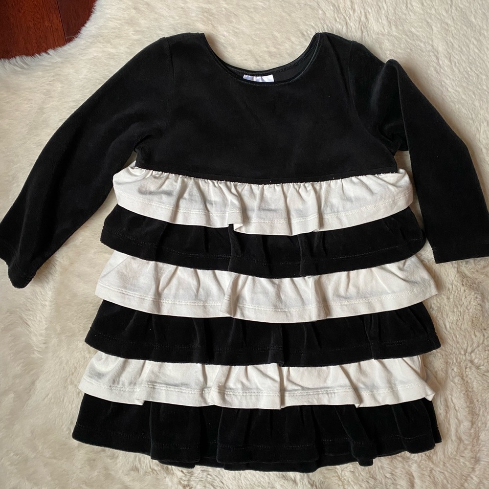 Hanna Andersson Velour Dress Size 90. Quality/heavy feel. EUC.